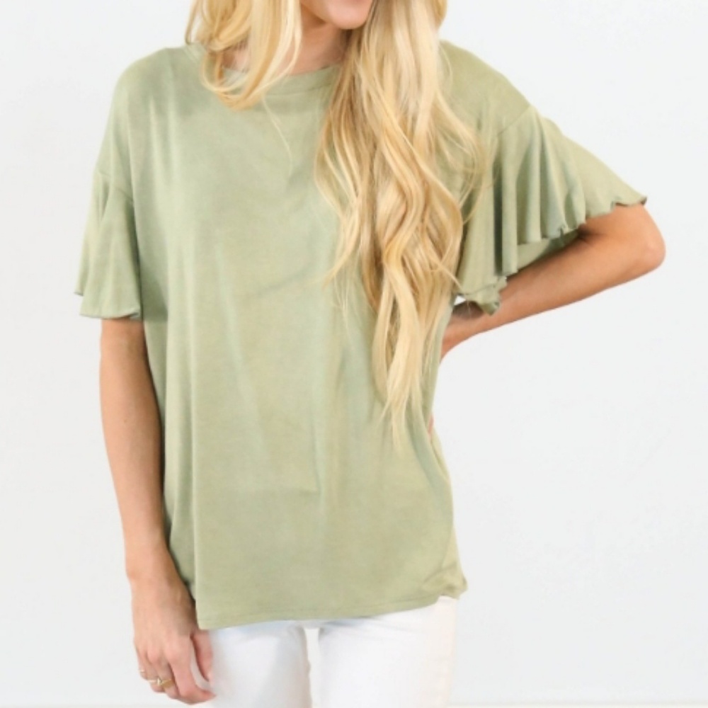 Flutter sleeve top